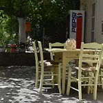 酒店 Dimitra
