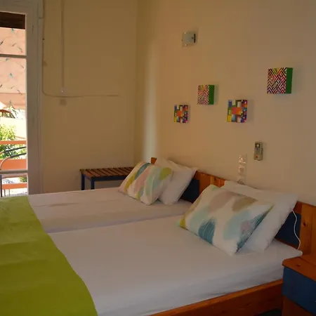 Dimitra Hotel 2*