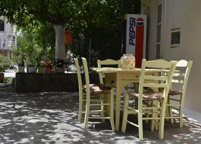 Ξενοδοχείο Dimitra